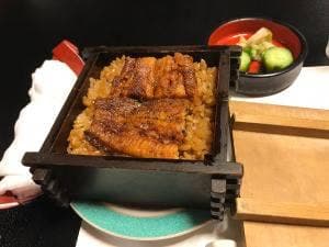 泉里