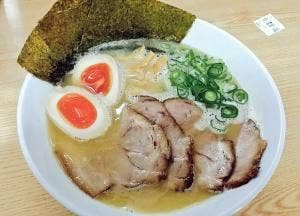 鶏麺亭。