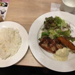 カフェレストラン ガスト プレナ幕張店