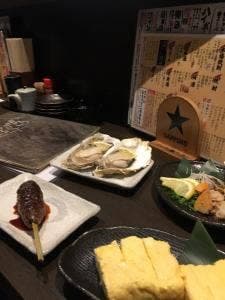 飲み喰い処 ひとりでこれるもん