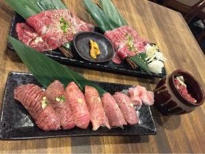 焼肉酒場 ともさんかく 柏西口店