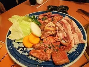 焼肉亭 ハピネス村