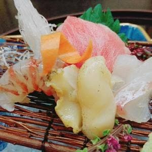 小新たつみ