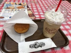 バッドアスコーヒールララ港北店