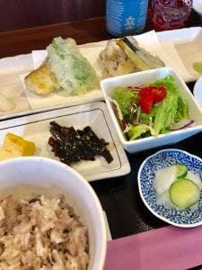 テラスカフェ 花奈音