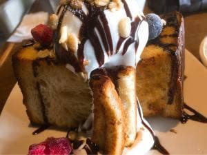 カフェ ダイニング オスピターレ