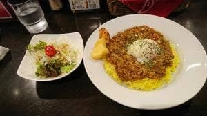 スズメバチカレー