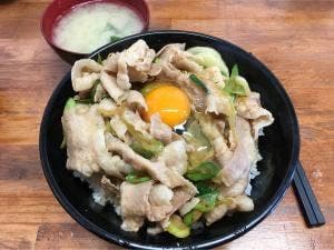 伝説のすた丼屋 埼大通り店
