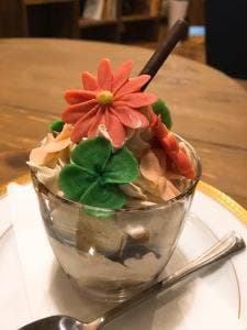 カフェ ド リアリティ