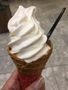 HONEY COFFEE x TSUTAYA 福岡空港店