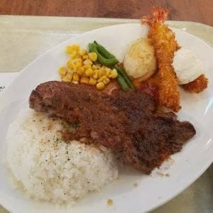 ステーキマウンテン 御殿場プレミアムアウトレット フードバザー