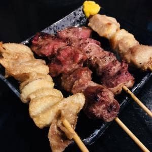 炭火焼 とりとん
