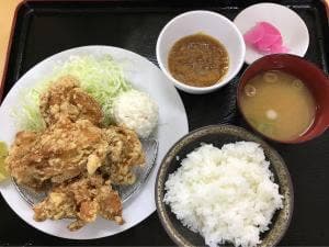 定食 よつ葉