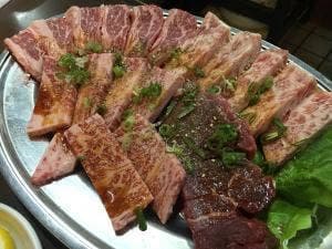 焼肉のマキシ