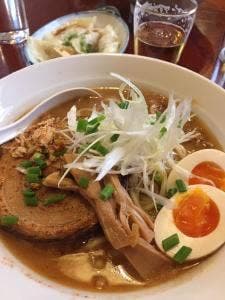 赤まろラーメン翔