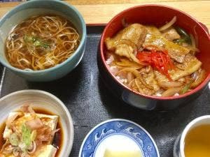 手打ちそばと民宿 なかやま