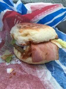 マクドナルド 4号線宇都宮泉が丘店