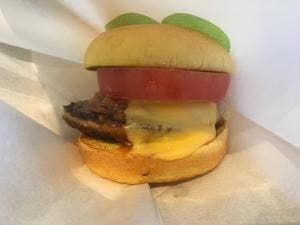 フレッシュネスバーガー 町屋店