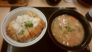 かつや 山形荒楯店