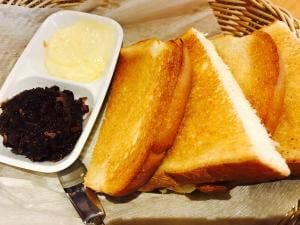 コメダ珈琲店 松戸駅西口店