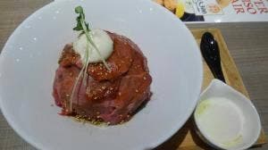 炭火焼 肉食堂 レッドミート