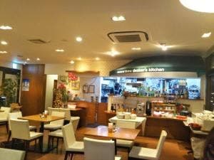 decker’s kitchen