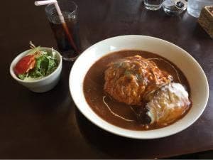 隣の洋食屋さん ブラボーパパ