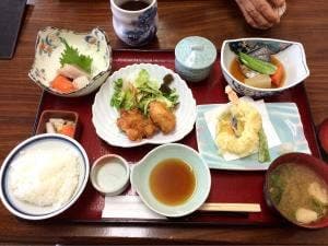 海鮮問屋 一休総本店