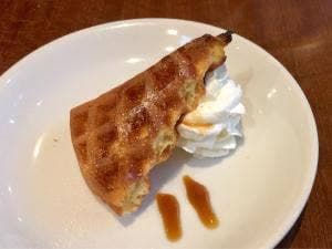 カフェ 彼女の家 納屋店