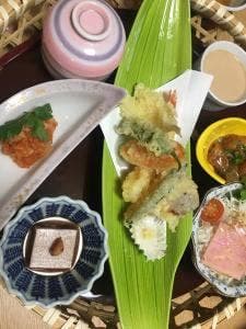 いけす活魚料理 源