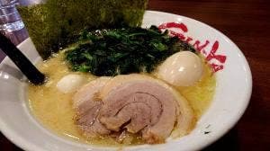 横浜家系ラーメン 吟家 富津店