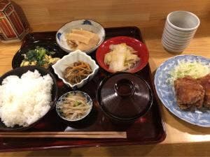 おふくろの味・酒 いろ葉