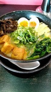 ラーメンどんたく八日市店