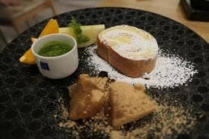 HAL YAMASHITA 大阪梅田店