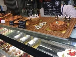 patisserie LOTUS