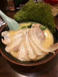 横浜家系ラーメン 吟家 実籾店