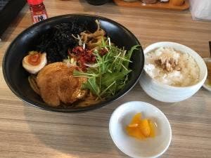 麺やしし丸