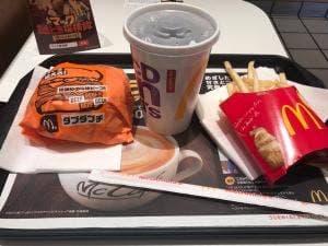 マクドナルド 新城バイパス店