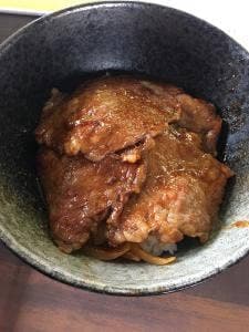 肉匠 江渡蘭世