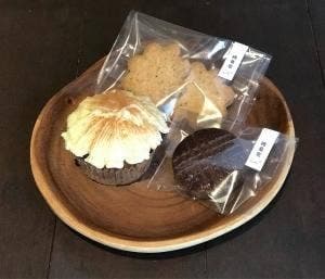 長屋の小さな焼き菓子店 桃菓堂