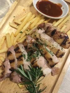蒲田肉バル肉カフェ カルネキッチン