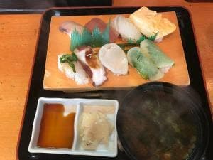 すし常
