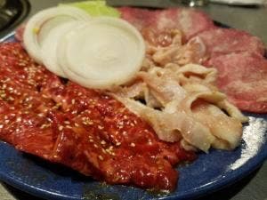 ホルモン三丁目炎