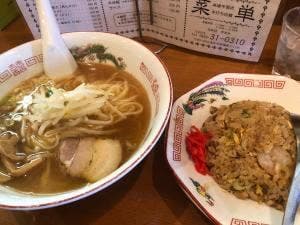 本場中国式手打ちラーメン 菜単