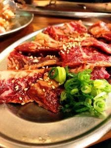 炭火焼肉 こたつ