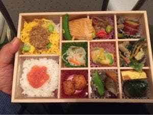 福岡サンパレス