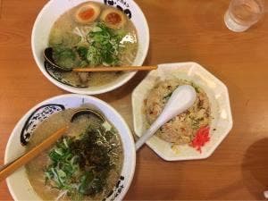 博多ラーメン げんこつ 宝塚店