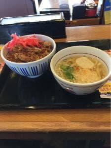 なか卯 鳴海店
