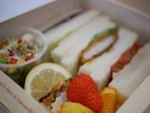 スリーコンカフェ つつじヶ丘店