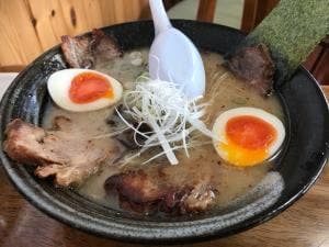 ラーメン村主亭